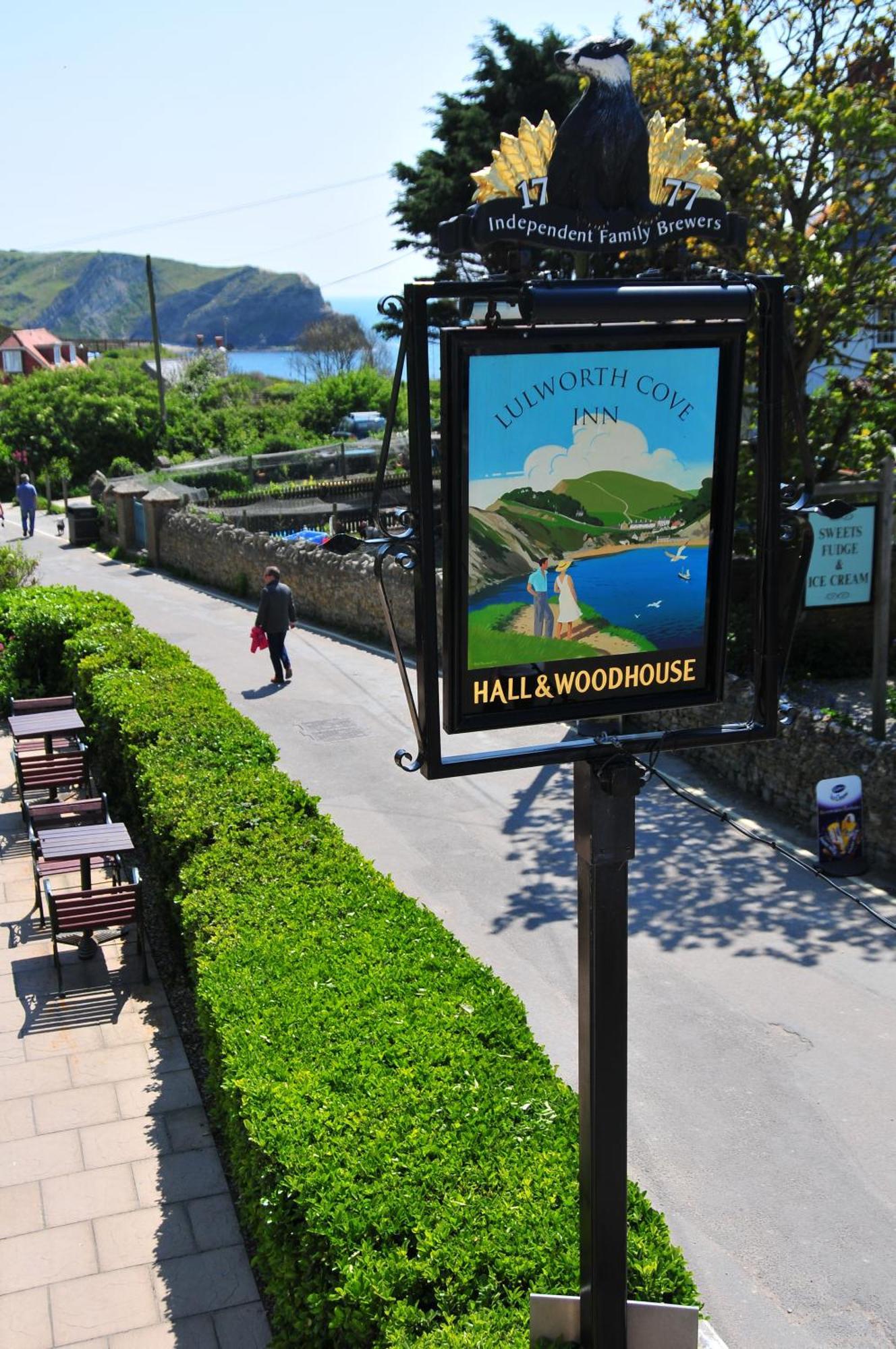 Lulworth Cove Inn Exteriör bild